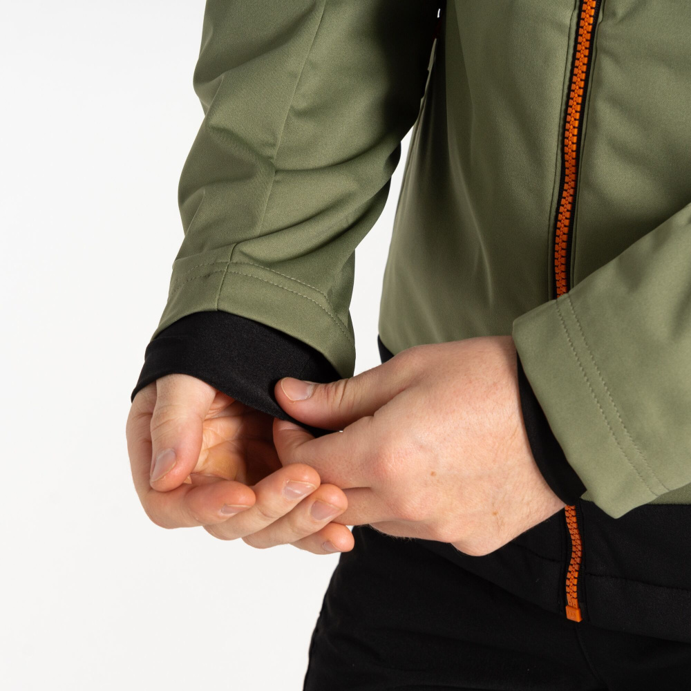 detail Jacke Herren Softshell DARE2B Mountaineer