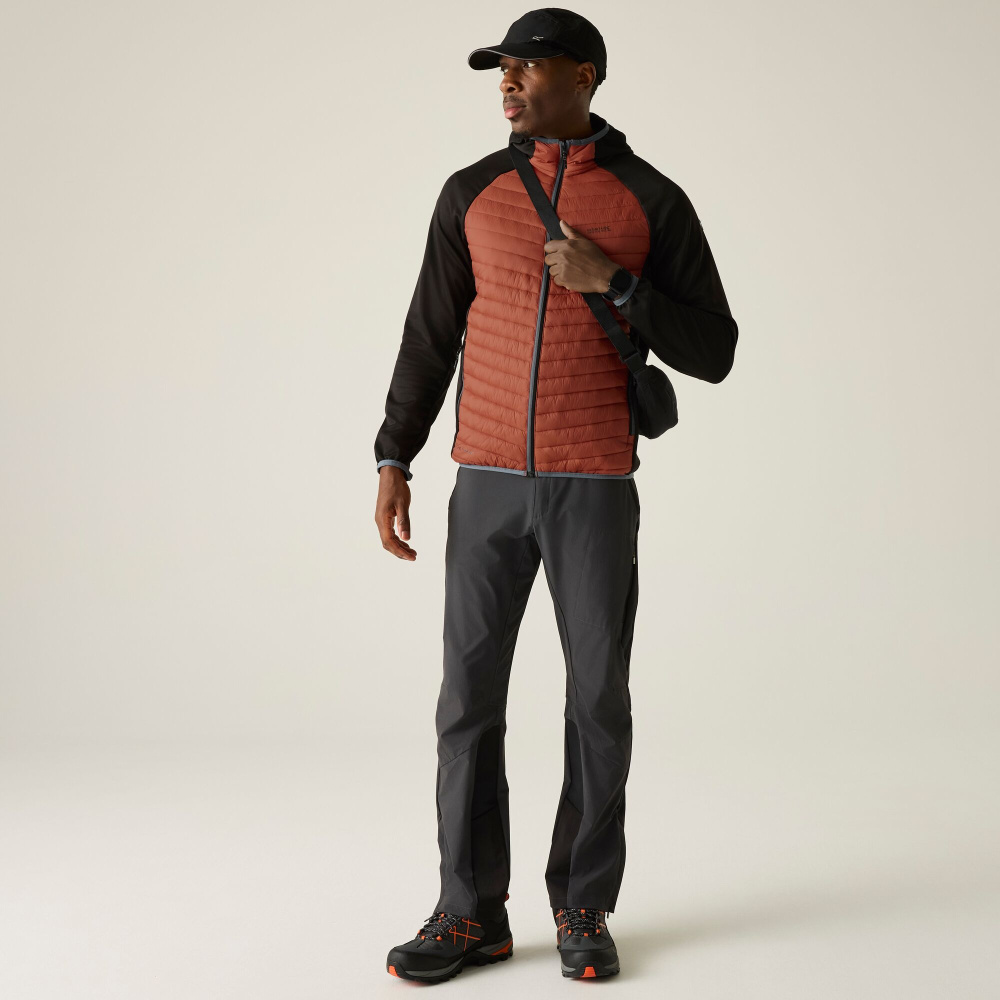 detail Regatta Andreson Hybrid rote Herren Outdoorjacke, praktisch für den ganzjährigen