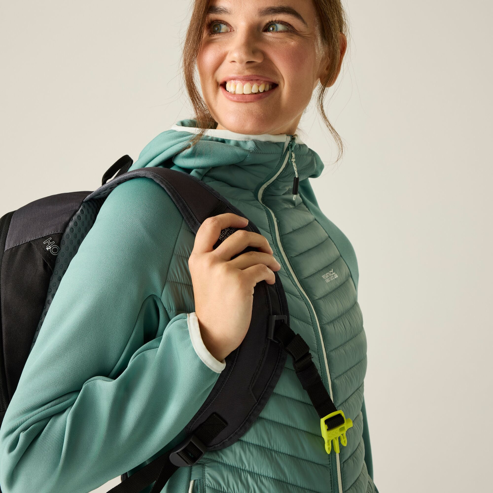 detail REGATTA Andreson Hybrid grüne Damen Outdoorjacke, bequem für den ganzjährigen Ei