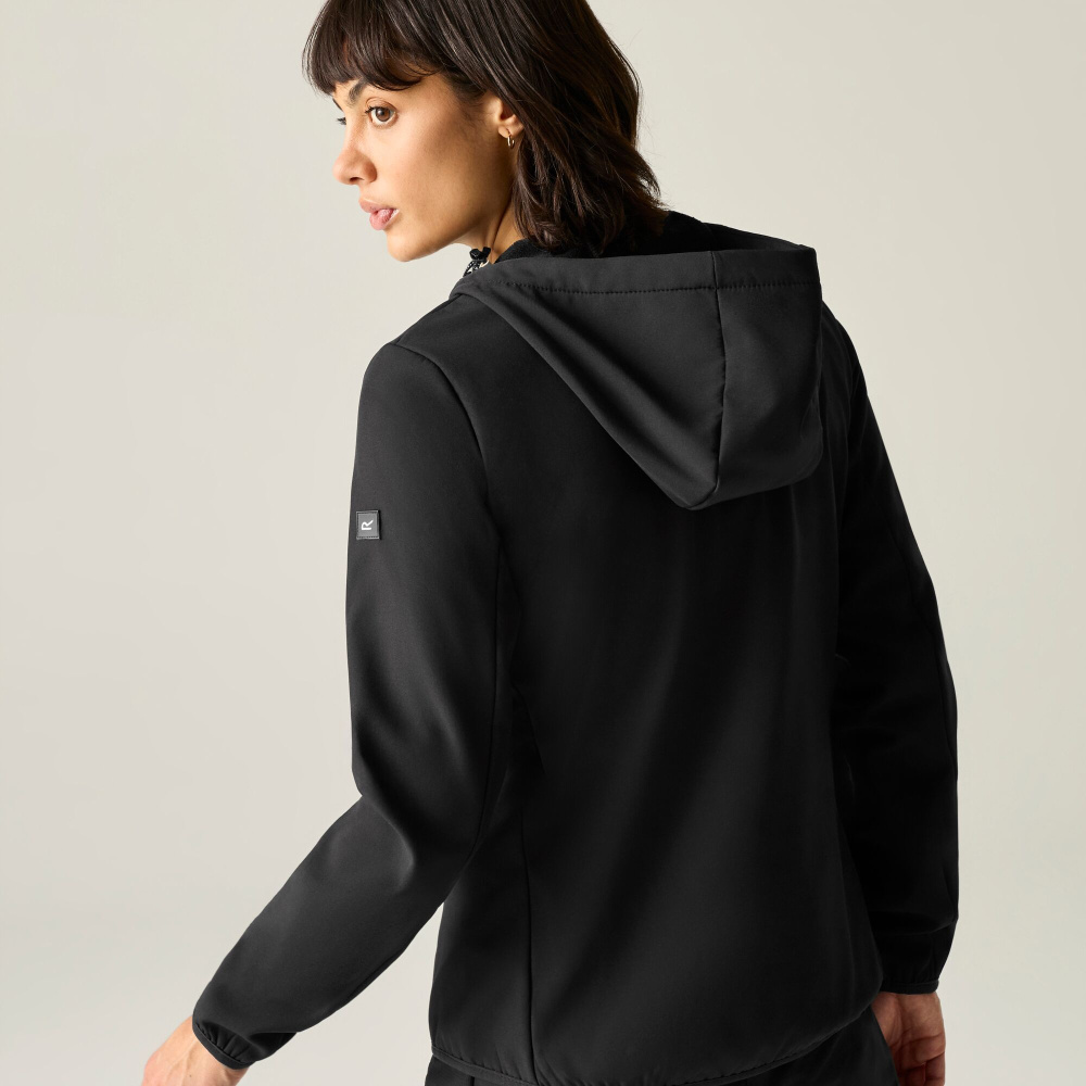 detail REGATTA Ossek schwarze Damen Leicht Softshelljacke mit Kapuze, ganzjährig, WR