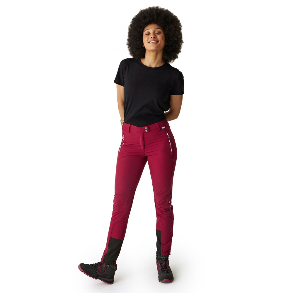 detail Hose REGATTA Mountain Trs III