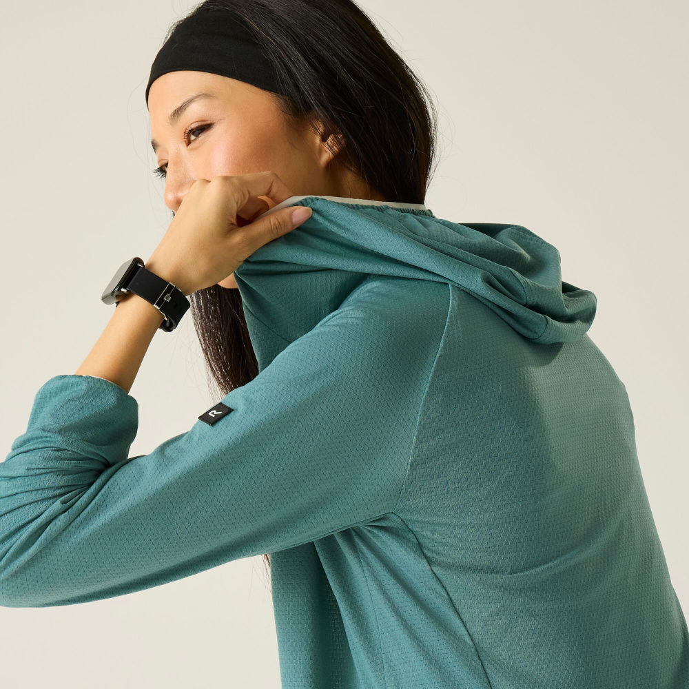 detail REGATTA Huntdale grüne Damen-Outdoor-Funktionsjacke, mehr Tragekomfort