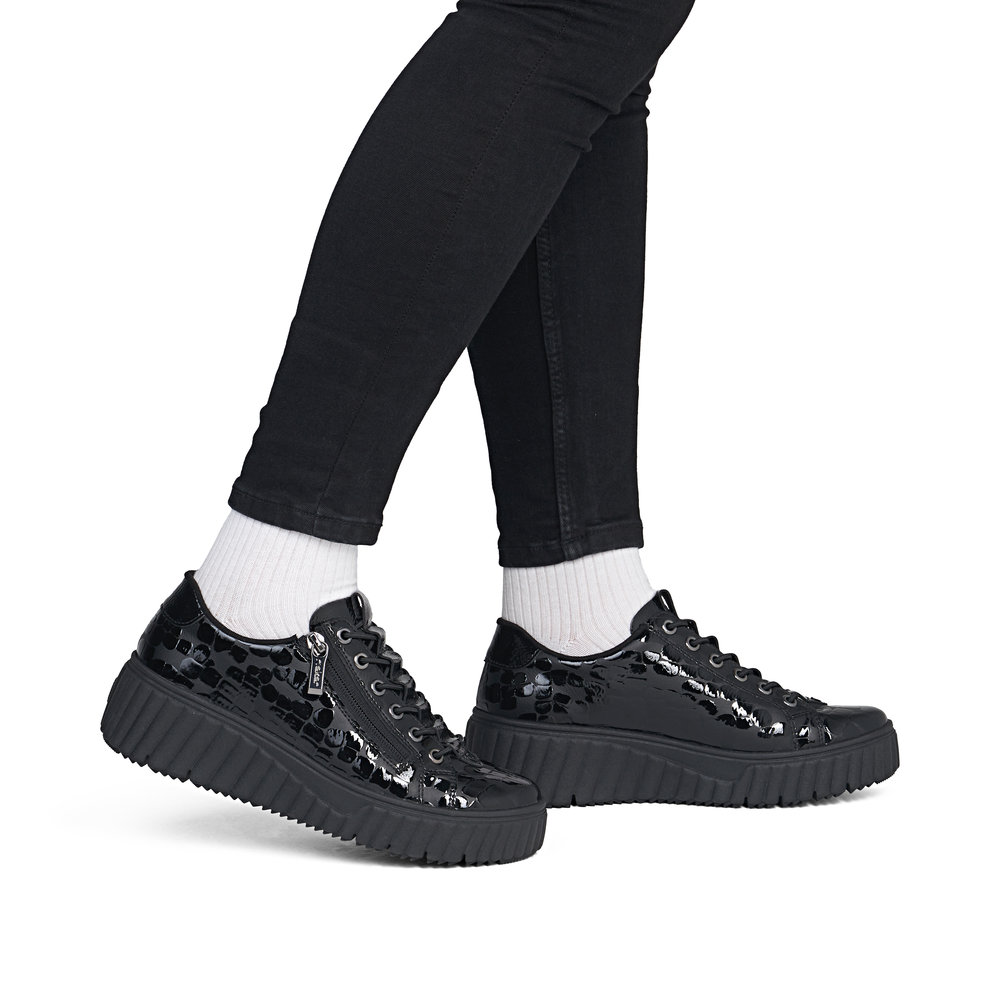 detail RIEKER N2555-02 schwarze Damen-Sneaker, modernes Design, komfortables Gehen, Ant