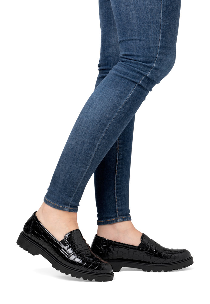 detail RIEKER 45560-03 schwarze Damen-Mokassins, glänzend, modern