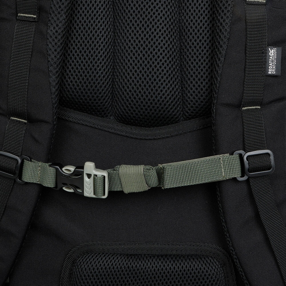 detail REGATTA Survivor schwarzer Unisex-Outdoor-Rucksack 35 L