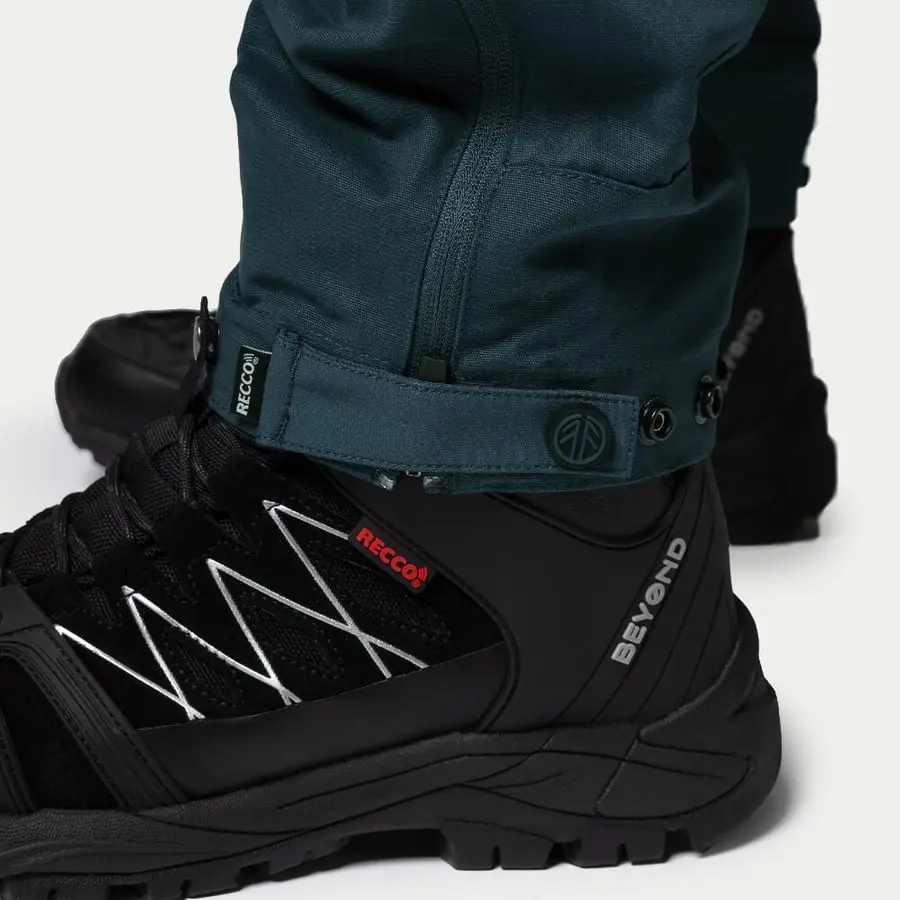 detail Beyond Nordic Sweden leichte und atmungsaktive blaue Herren Outdoorhose + Recco