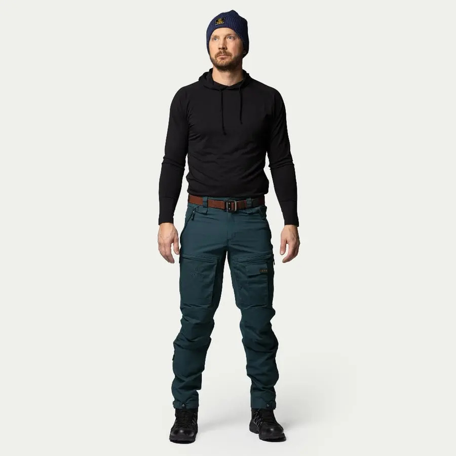 detail Beyond Nordic Sweden leichte und atmungsaktive blaue Herren Outdoorhose + Recco