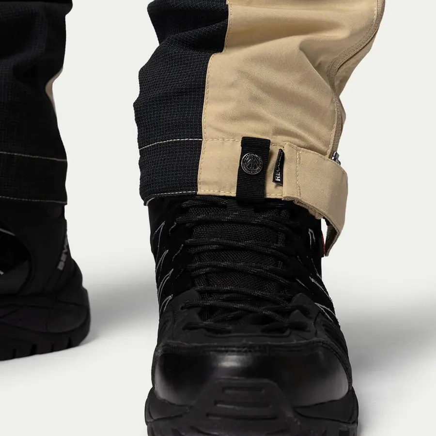 detail Beyond Nordic Sweden beige Damen Outdoorhose stretch bequem wasserabweisend