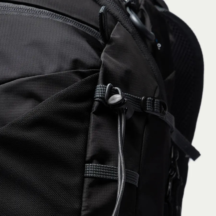 detail Beyond Nordic Sweden BN503 schwarzer Herren Outdoor Rucksack 20L